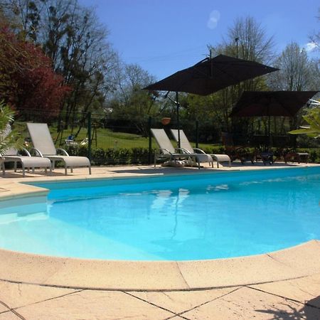 Le Logis Du Pressoir Chambre D'Hotes Bed & Breakfast In Beautiful 18Th Century Estate In The Heart Of The Loire Valley With Heated Pool And Extensive Grounds Bed and Breakfast Les Bois-d'Anjou Exterior foto